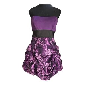 Le Chateau Strapless Purple and Black Dress With Ribbins And Sequins Size Med